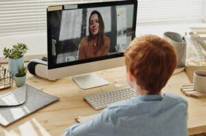 VIdeo conference call 300x199 - VIdeo conference call