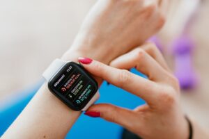smartwatch1 300x200 - smartwatch1