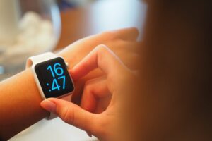 smartwatch10 300x200 - smartwatch10