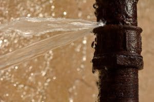 rusty pipe burst 300x200 - rusty pipe burst