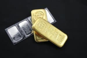 gold and platinum bars 300x200 - gold and platinum bars